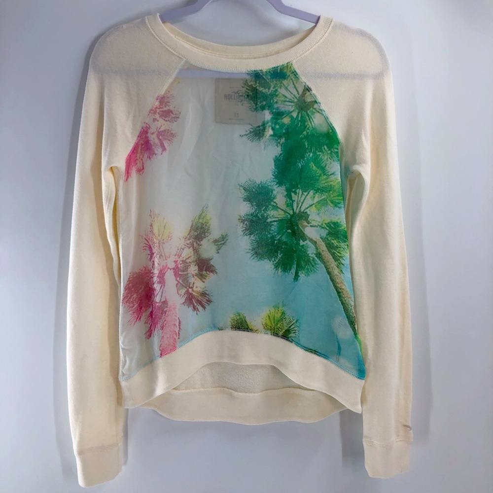 Hollister Juniors crew neck sweater size XS